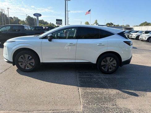 Used 2025 Nissan Murano SL AWD/4WD image 7