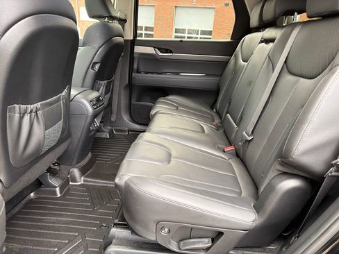 Used 2022 Hyundai Palisade SEL w/ 8P Bench Seat Package AWD/4WD image 28
