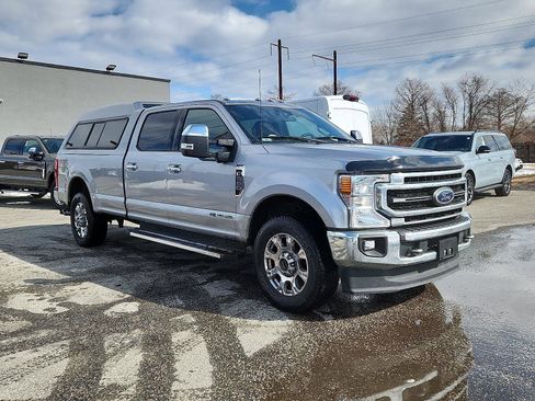 Used 2022 Ford F350 Lariat w/ Lariat Ultimate Package image 3