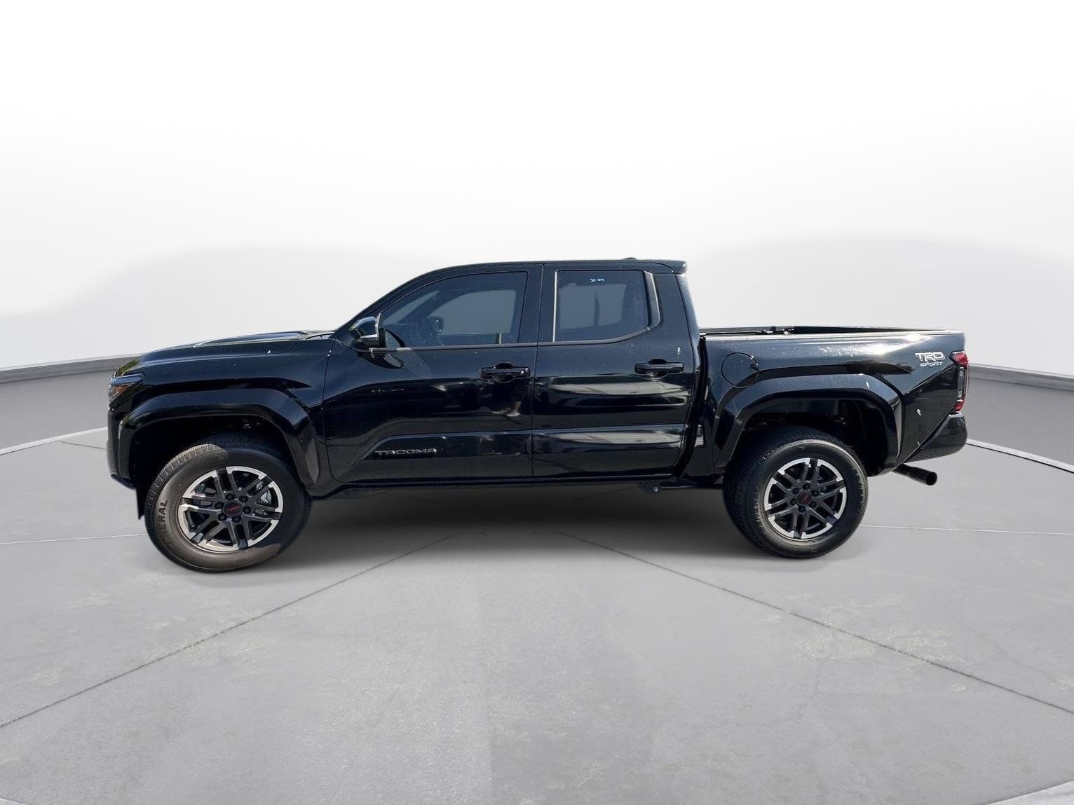 Used 2026 Toyota Tacoma TRD Sport w/ TRD Sport Upgrade Package RWD image 9