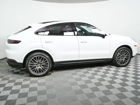 Certified 2021 Porsche Cayenne Coupe AWD/4WD image 29
