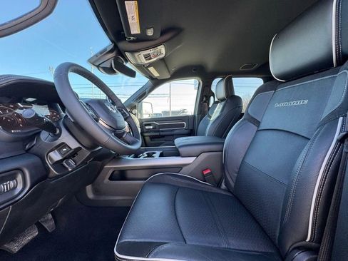New 2026 RAM 3500 Laramie AWD/4WD image 18