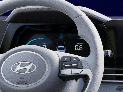 New 2026 Hyundai Elantra SEL Sport FWD image 14