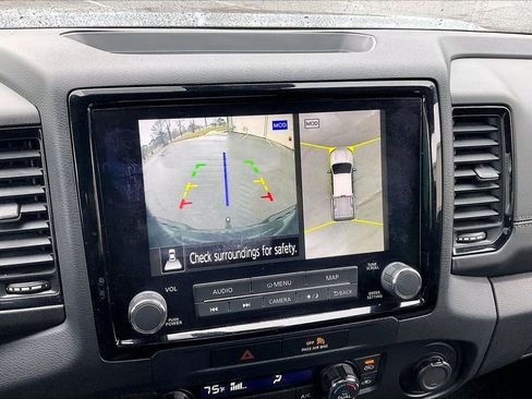 Used 2022 Nissan Frontier PRO-4X w/ Pro-4X Premium Package image 15