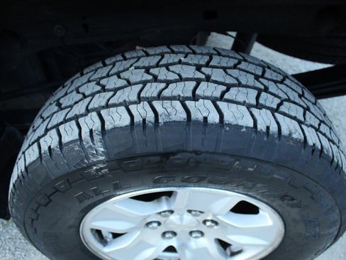 Used 2018 Chevrolet Silverado 1500 LT w/ All Star Edition image 9