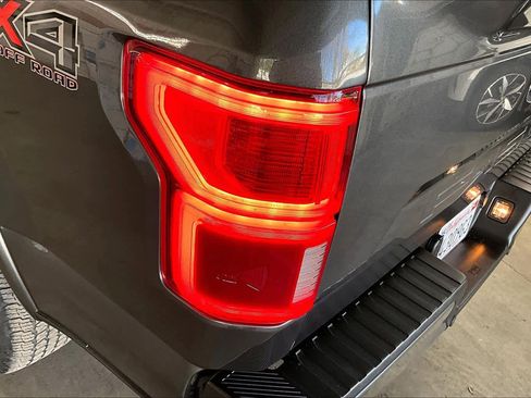 Used 2020 Ford F150 Lariat image 31