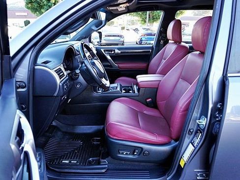 Used 2023 Lexus GX 460 Premium w/ Premium Plus Package image 15