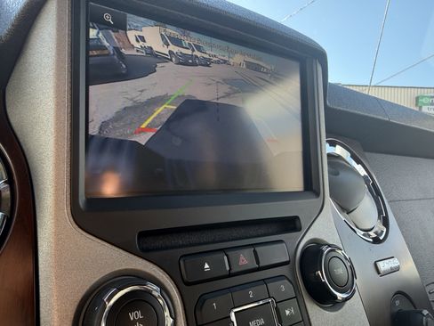 Used 2015 Ford F350 Lariat w/ Lariat Ultimate Package image 27