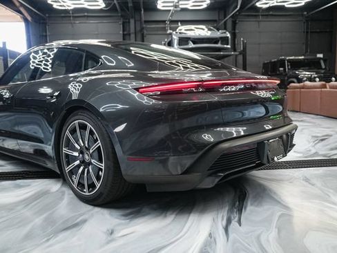 Used 2020 Porsche Taycan Turbo AWD/4WD image 9