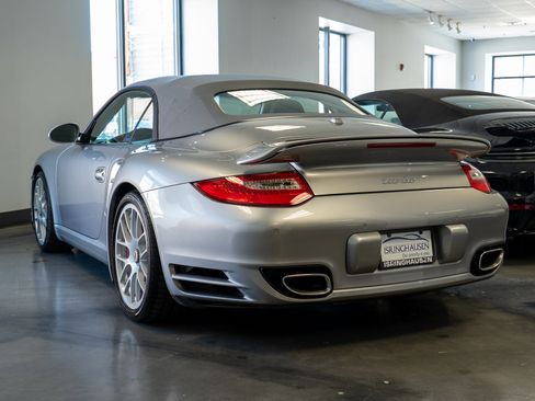 Used 2010 Porsche 911 Turbo image 3