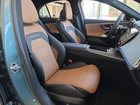 New 2026 Mercedes-Benz E 53 AMG e 4MATIC Sedan image 14