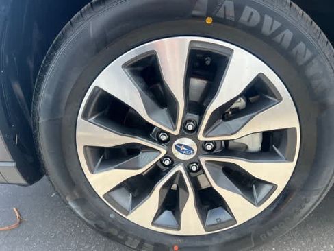 Certified 2024 Subaru Outback Touring AWD/4WD image 10