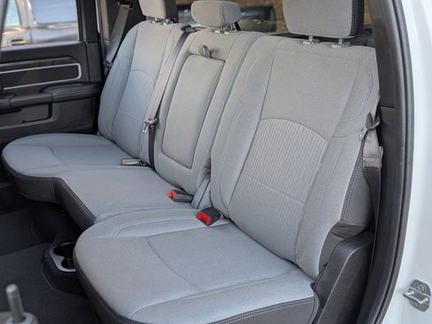 Used 2024 RAM 2500 Big Horn w/ Bed Utility Group image 17