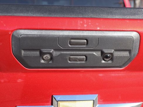 Used 2022 Chevrolet Silverado 1500 High Country w/ Technology Package image 52