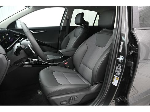 New 2025 Kia Niro EX w/ EX Cold Weather Package image 19