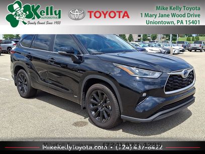 Used 2023 Toyota Highlander Bronze Edition