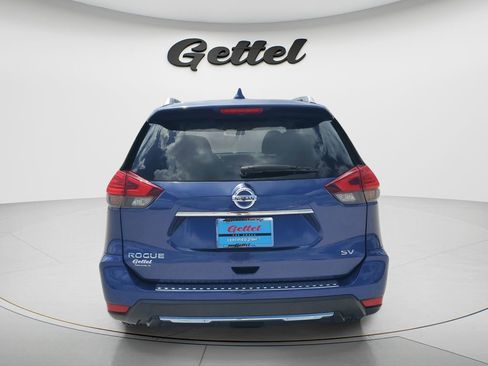 Used 2017 Nissan Rogue SV FWD image 13