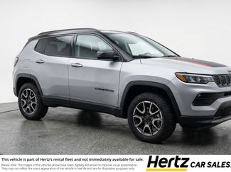 Used 2025 Jeep Compass Trailhawk video 1
