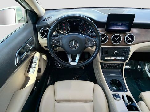 Used 2019 Mercedes-Benz GLA 250 image 16