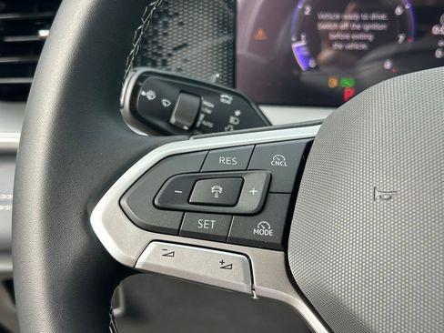 New 2026 Volkswagen Tiguan SE image 52