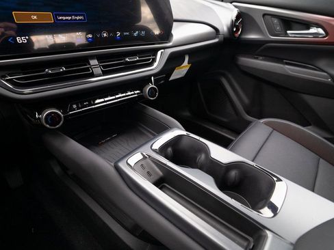 New 2025 Chevrolet Equinox EV RS w/ Active Safety Package 3 image 21