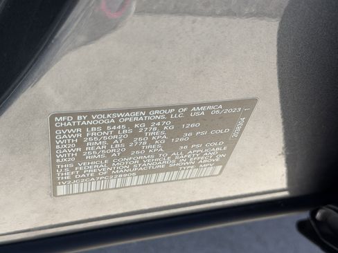 Used 2023 Volkswagen Atlas Cross Sport SE w/ Panoramic Sunroof Package image 37