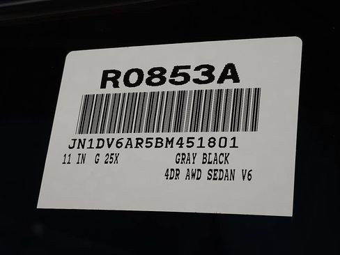 Used 2011 INFINITI G25 x w/ Moonroof Pkg image 28