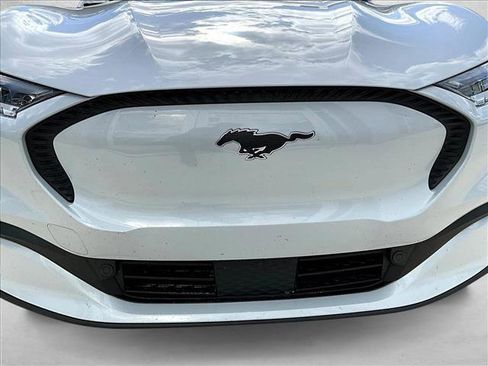 Used 2021 Ford Mustang Mach-E Select image 28