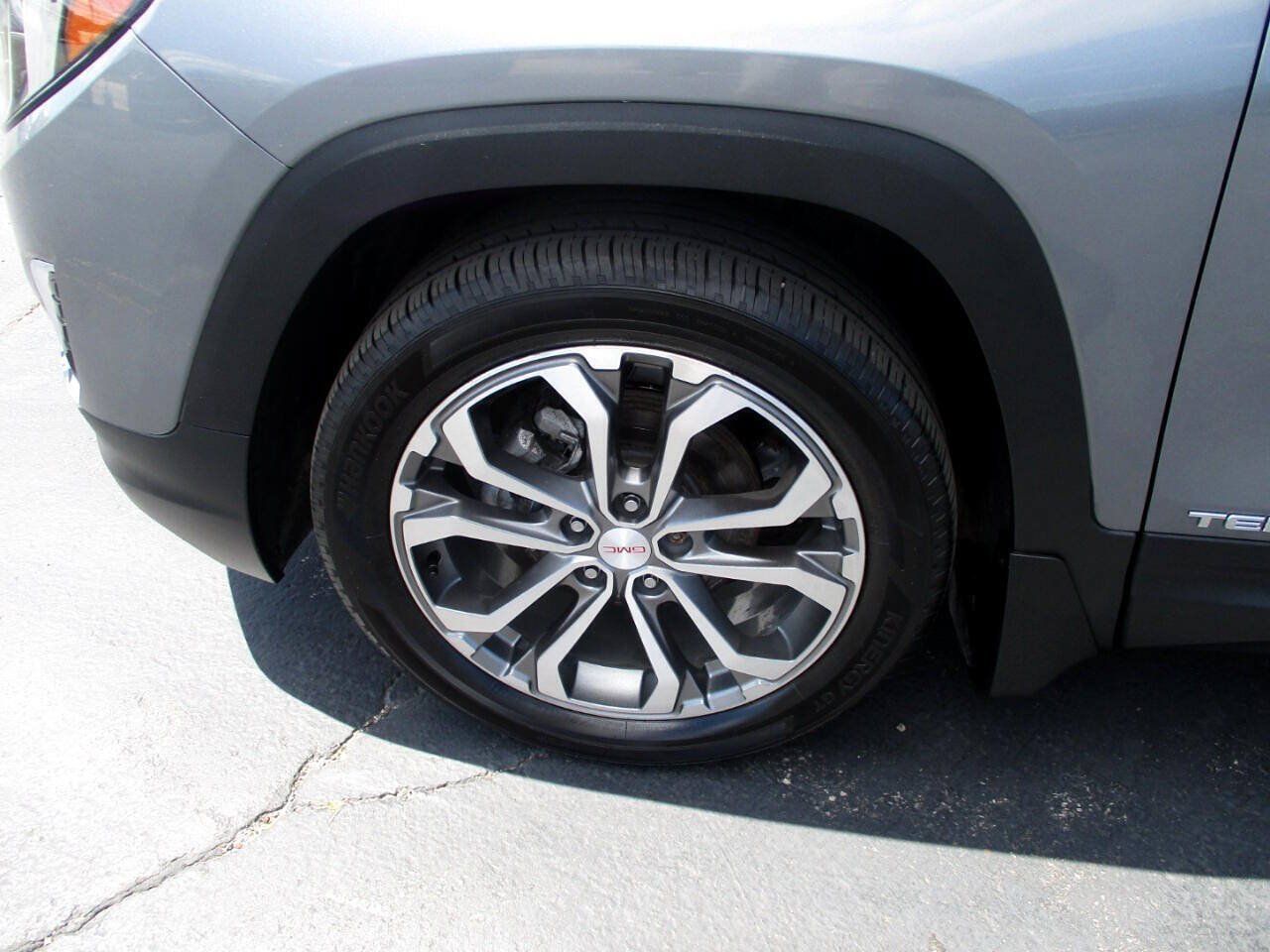 Used 2021 GMC Terrain SLT AWD/4WD image 12