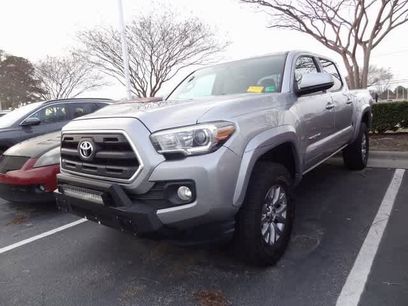 Used 2016 Toyota Tacoma SR5 w/ SR5 Appearance Package (SN)