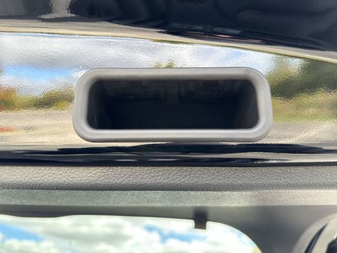 New 2025 Nissan Kicks SV w/ SV Premium Package image 35