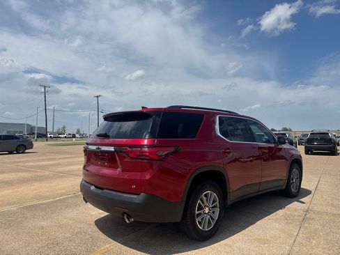 Used 2023 Chevrolet Traverse LT FWD image 20