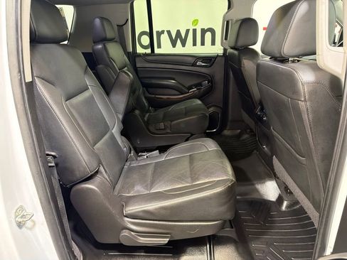 Used 2020 GMC Yukon XL SLT AWD/4WD image 15