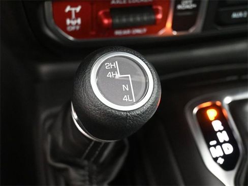 New 2026 Jeep Gladiator Willys image 25