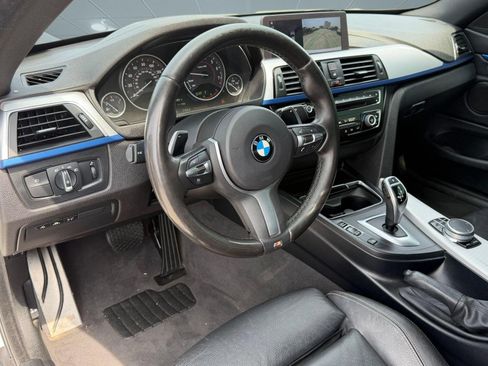 Used 2020 BMW 430i Coupe w/ M Sport Package RWD image 4