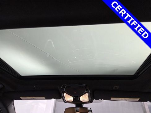 Certified 2023 BMW 530e w/ Premium Package image 23