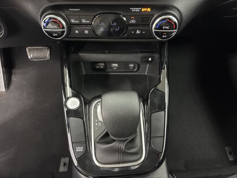 Certified 2023 Kia Soul S FWD image 23