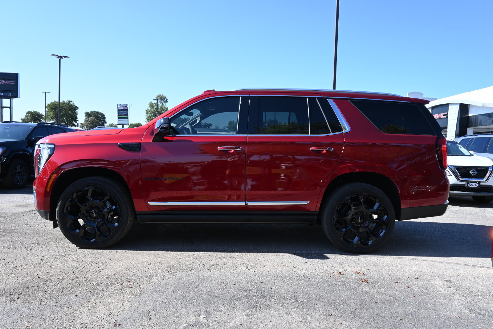 New 2026 GMC Yukon Denali AWD/4WD image 8