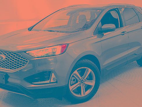 Certified 2023 Ford Edge SEL w/ Convenience Package AWD/4WD image 6