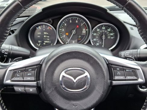 Used 2020 MAZDA MX-5 Miata RF Grand Touring image 19