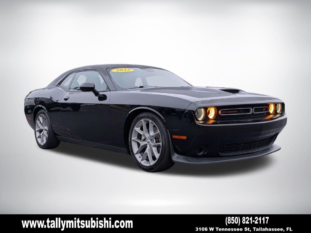 Used 2023 Dodge Challenger GT RWD image 1