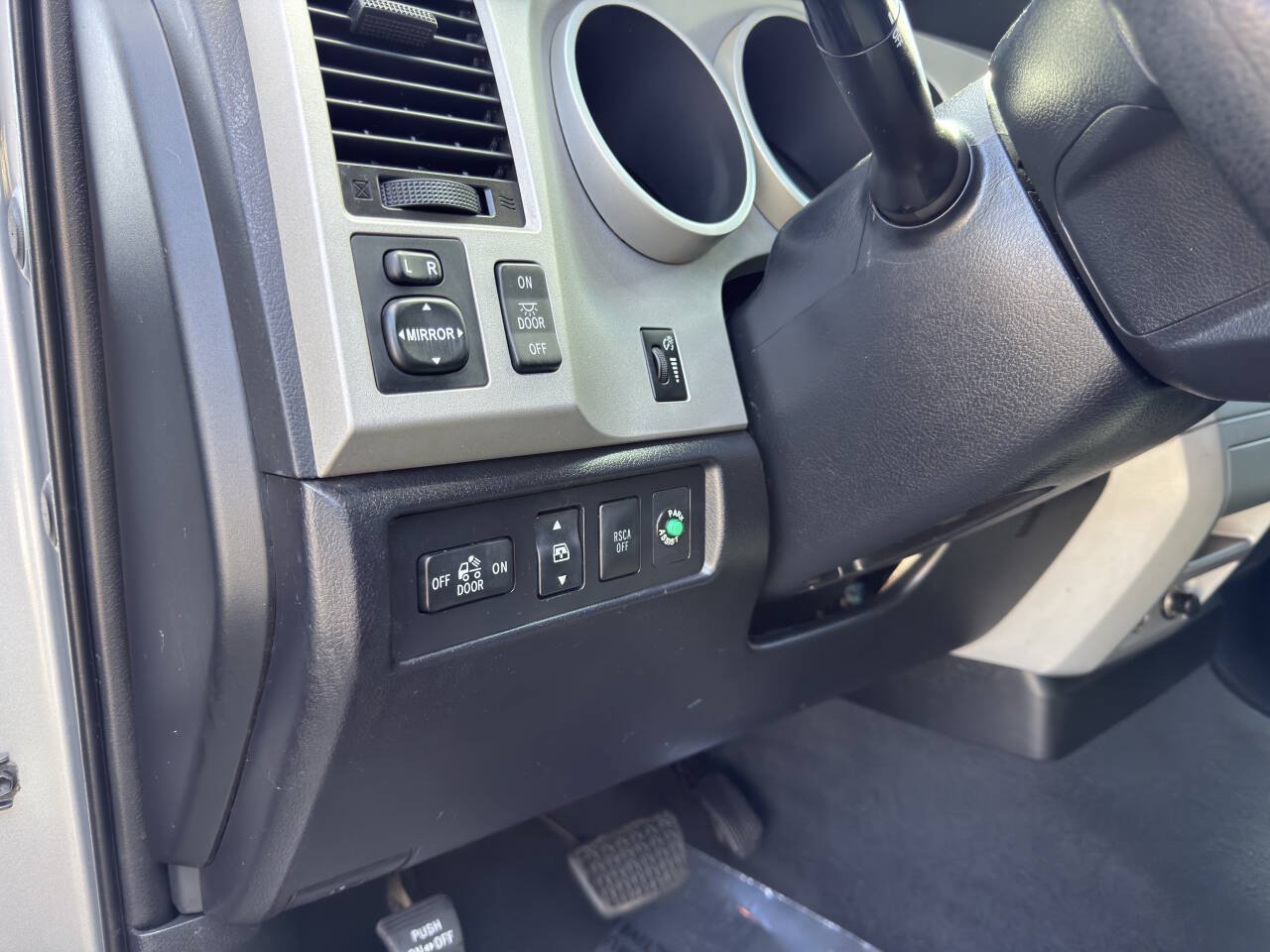 Used 2007 Toyota Tundra SR5 AWD/4WD image 17