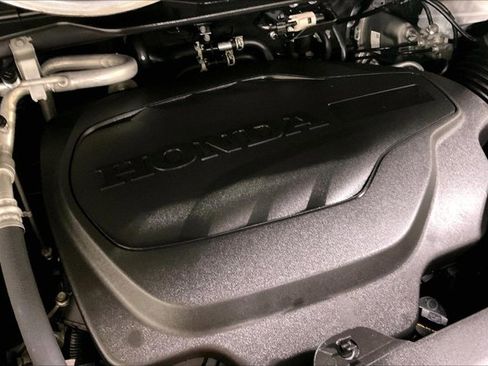 Used 2024 Honda Odyssey EX-L image 32