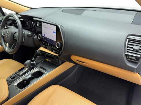 Used 2025 Lexus NX 250 FWD w/ Premium Package image 45