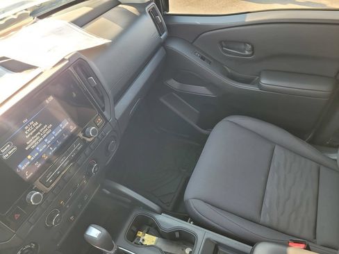 Used 2025 Nissan Frontier S AWD/4WD image 12