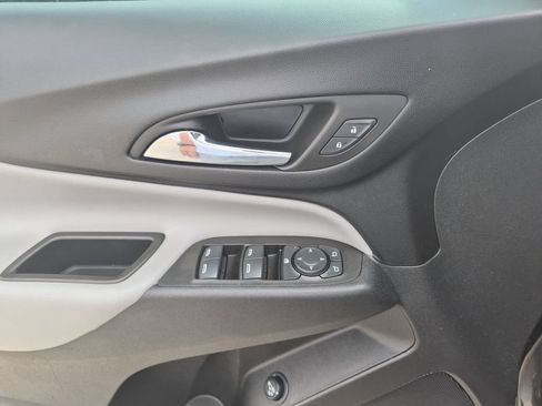 Used 2022 Chevrolet Equinox LT FWD image 13