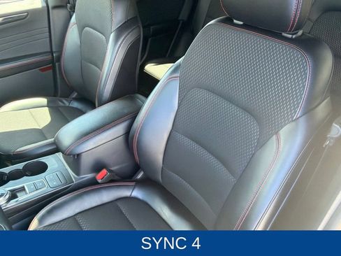Used 2025 Ford Escape ST-Line Select AWD/4WD image 14
