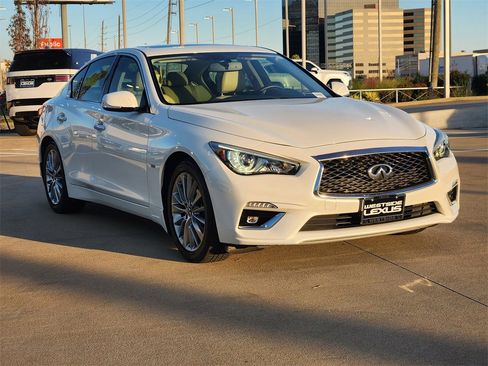 Used 2020 INFINITI Q50 Luxe image 3