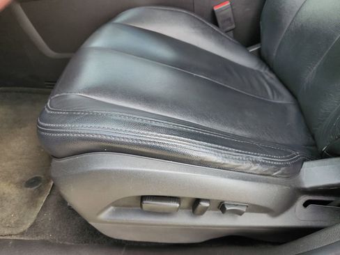 Used 2013 Chevrolet Equinox LT w/ Driver Convenience Package image 28