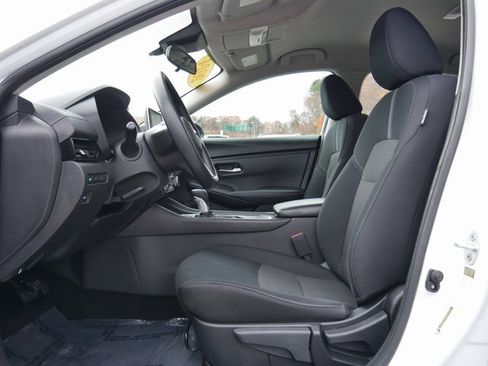 Used 2024 Nissan Sentra SV image 12